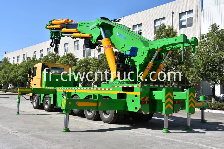 howo truck mounted crane 4